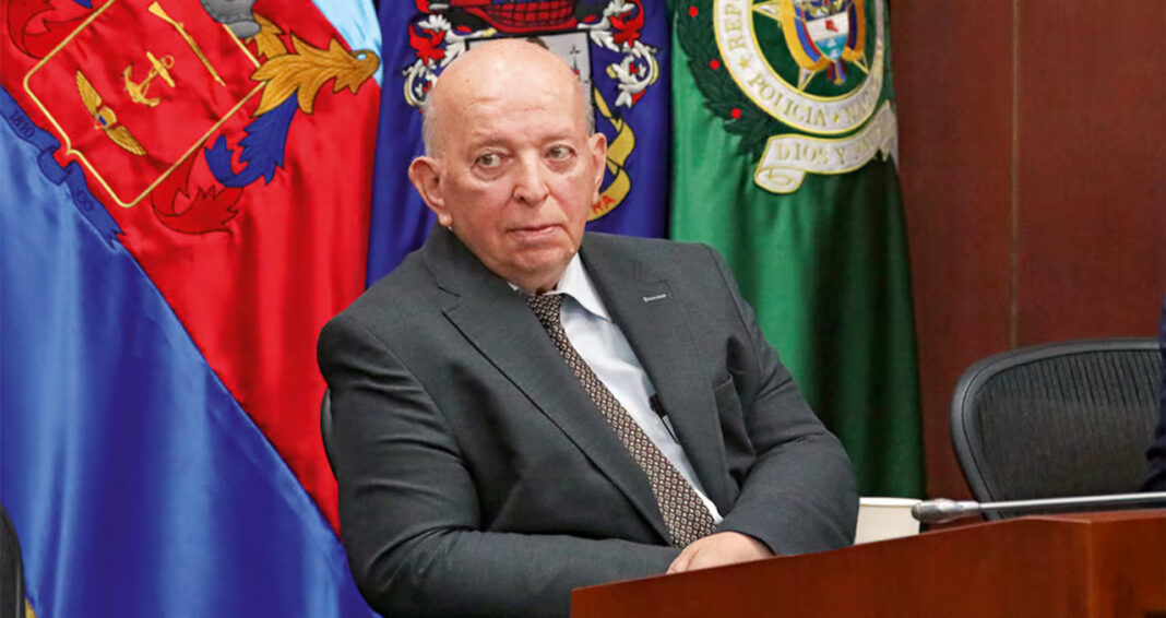 ELN planea asesinar a Álvaro Jiménez, negociador del gobierno Petro con el Clan del Golfo, denuncia Otty Patiño