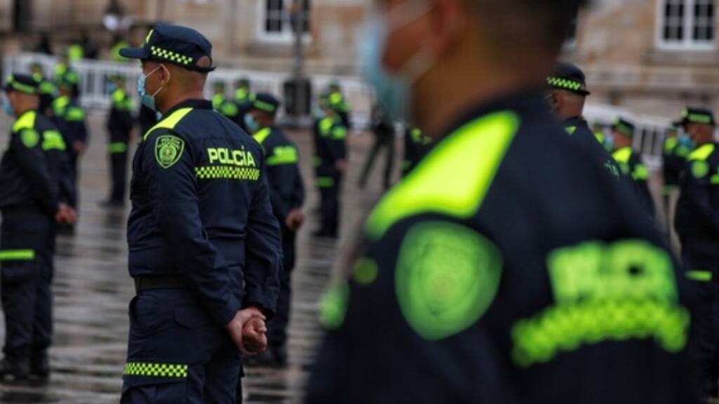 Mayor y patrullero de la Policía a la cárcel