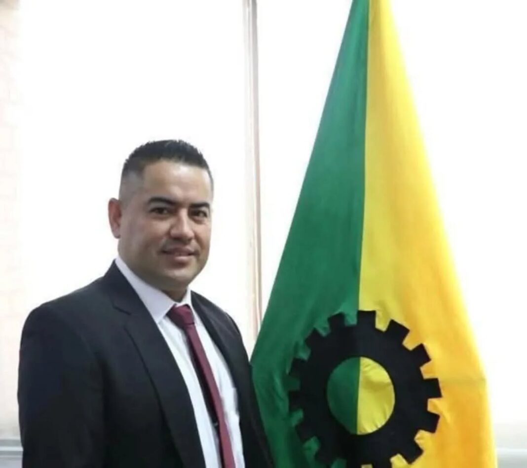Secretario de gobierno deja su cargo tras denuncias por acoso laboral