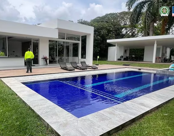 Incautan bienes millonarios a narcotraficantes en Risaralda