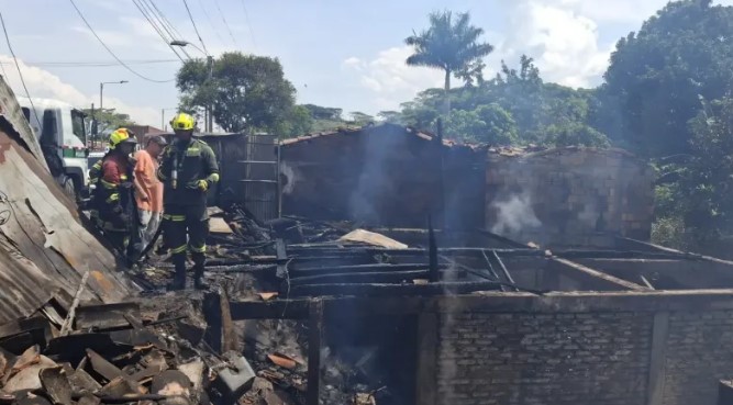 Incendio de La Virginia, deja a 6 personas sin empleo