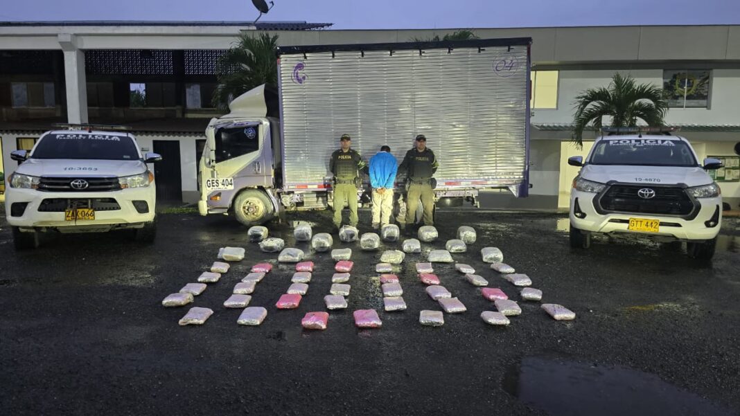 Incautan 100 kilos de marihuana ocultos en transformadores