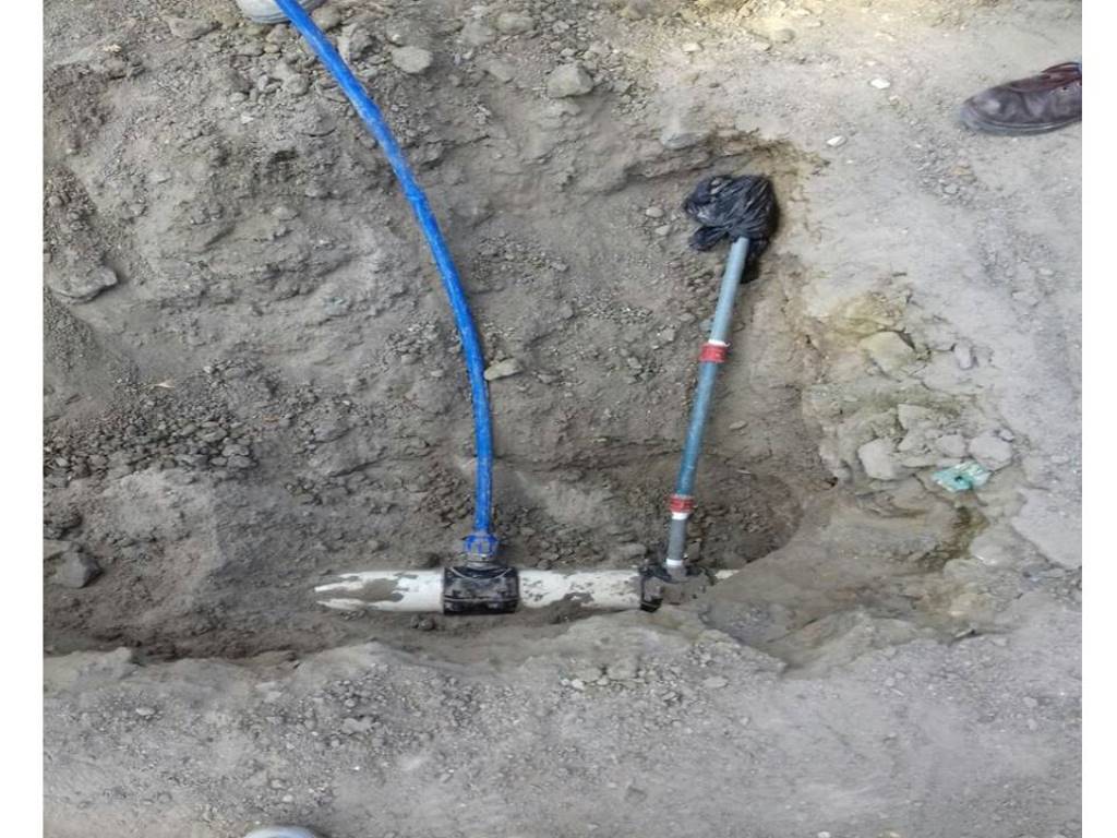 Detectan millones de litros de agua robada en hoteles en Pereira Gestora social María Irma Noreña junto a mujeres asistentes durante la Fiesta Blanca en Pereira, evento de celebración del poder femenino.