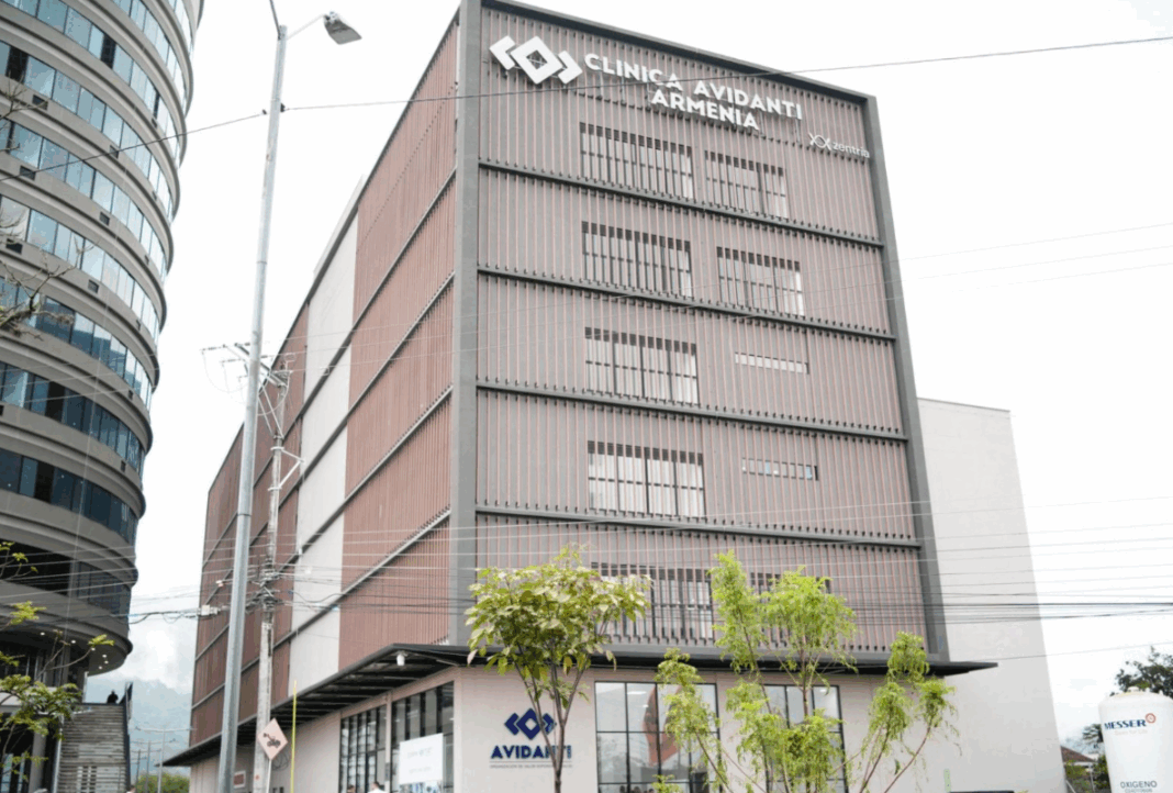 Armenia estrena clínica con atención total y UCI