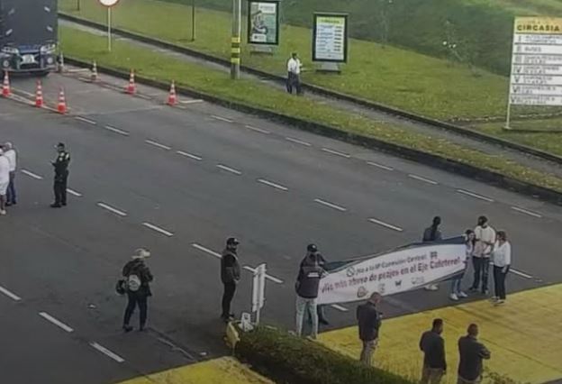 Poca asistencia en protestas por peajes en el Eje Cafetero