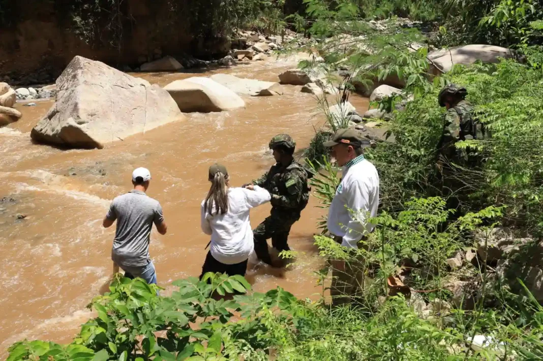 Campamento con 100 mineros fue desmantelado en el río Opiramá