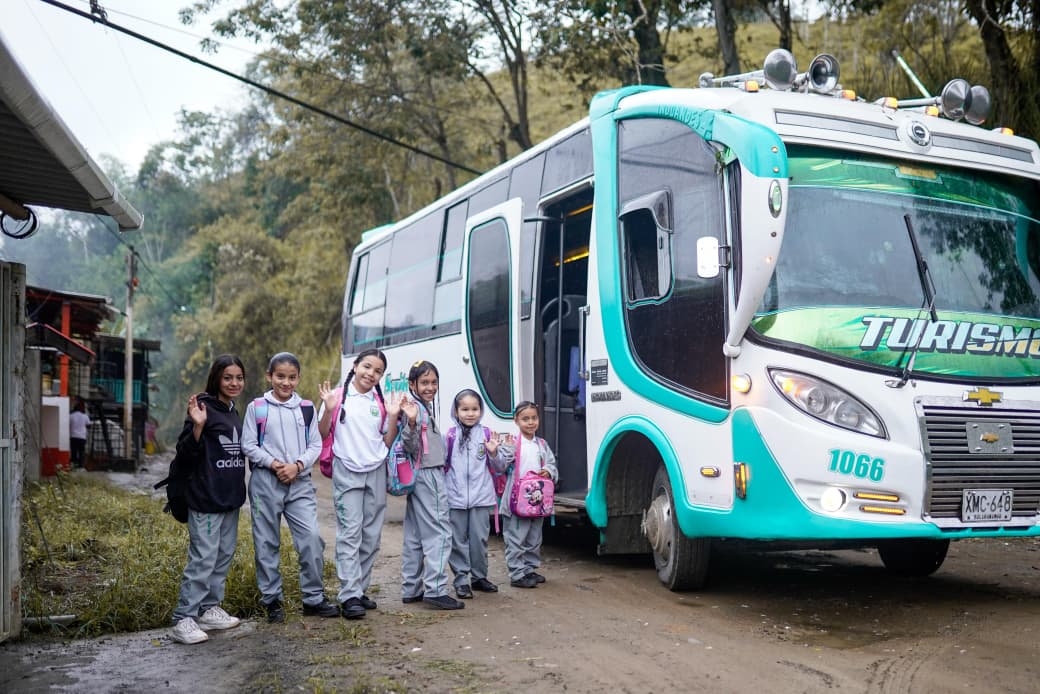Pereira garantiza la Canasta Educativa para 2026