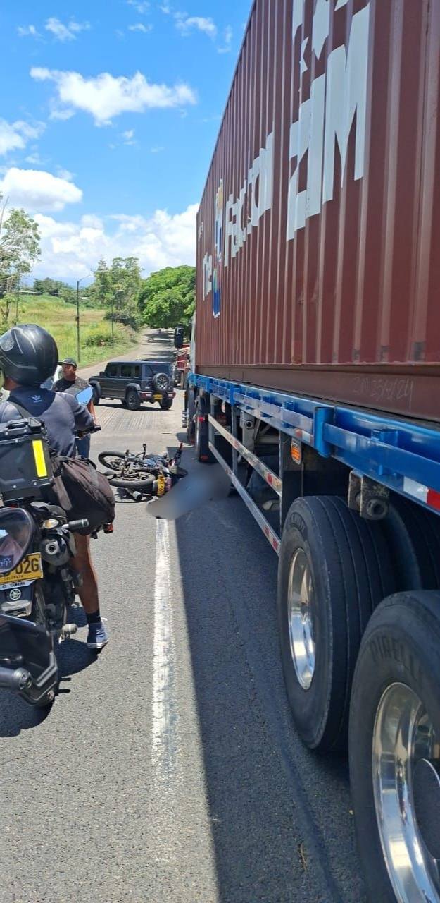 Fatal choque en Cerritos – Pereira deja un motociclista muerto