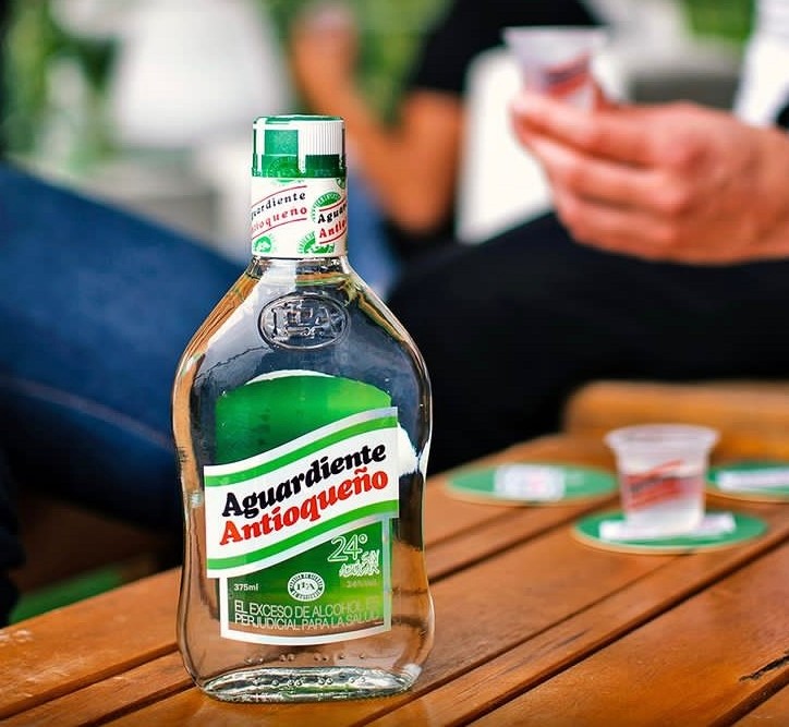 El aguardiante y el ron se ponen más caros con la reforma tributaria