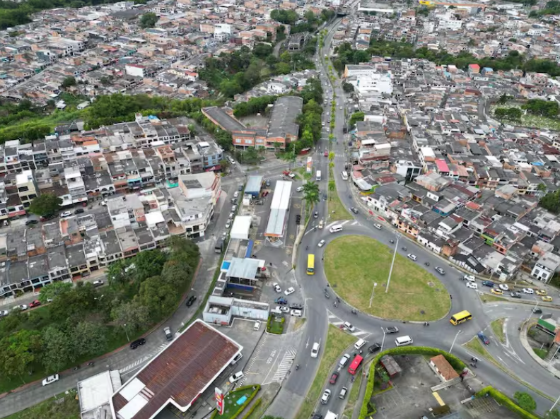 Pereira inicia la obra vial de Corales