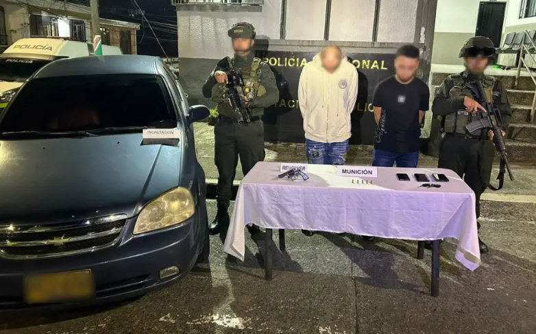 Capturan a dos hombres con un arma en Pereira, pero quedan libres