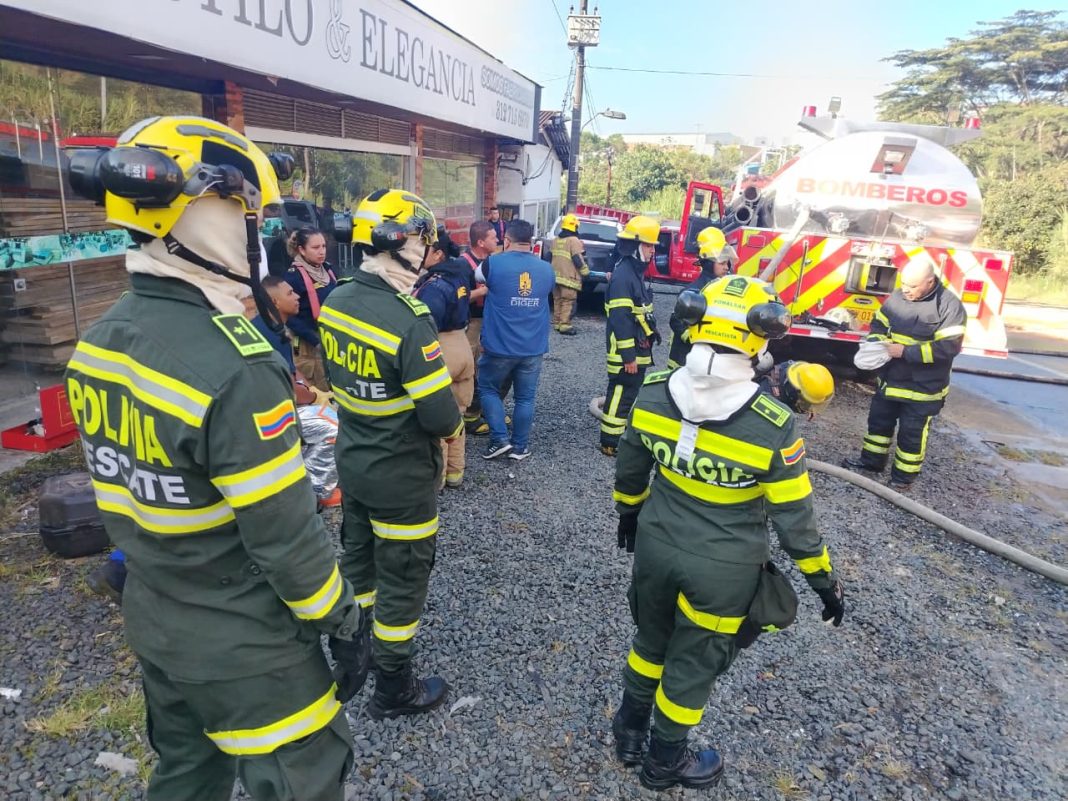 Bodega de aceites se incendia en Dosquebradas